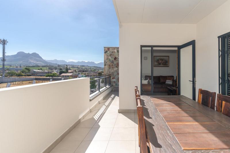 2 Bedroom Property for Sale in The Huntsman Western Cape